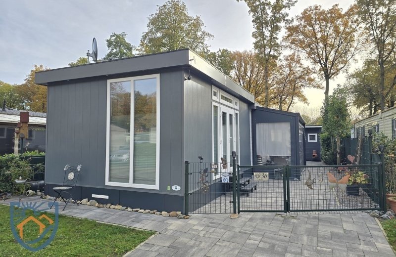 Ganzjährig nutzbarer Stellplatz, 36 sofort einsatzbereite Chalets