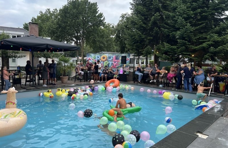 Poolparty 2025!
